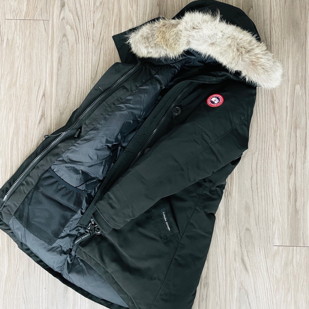 Canada Goose - Rossclair Fur Trim Hooded Down Parka